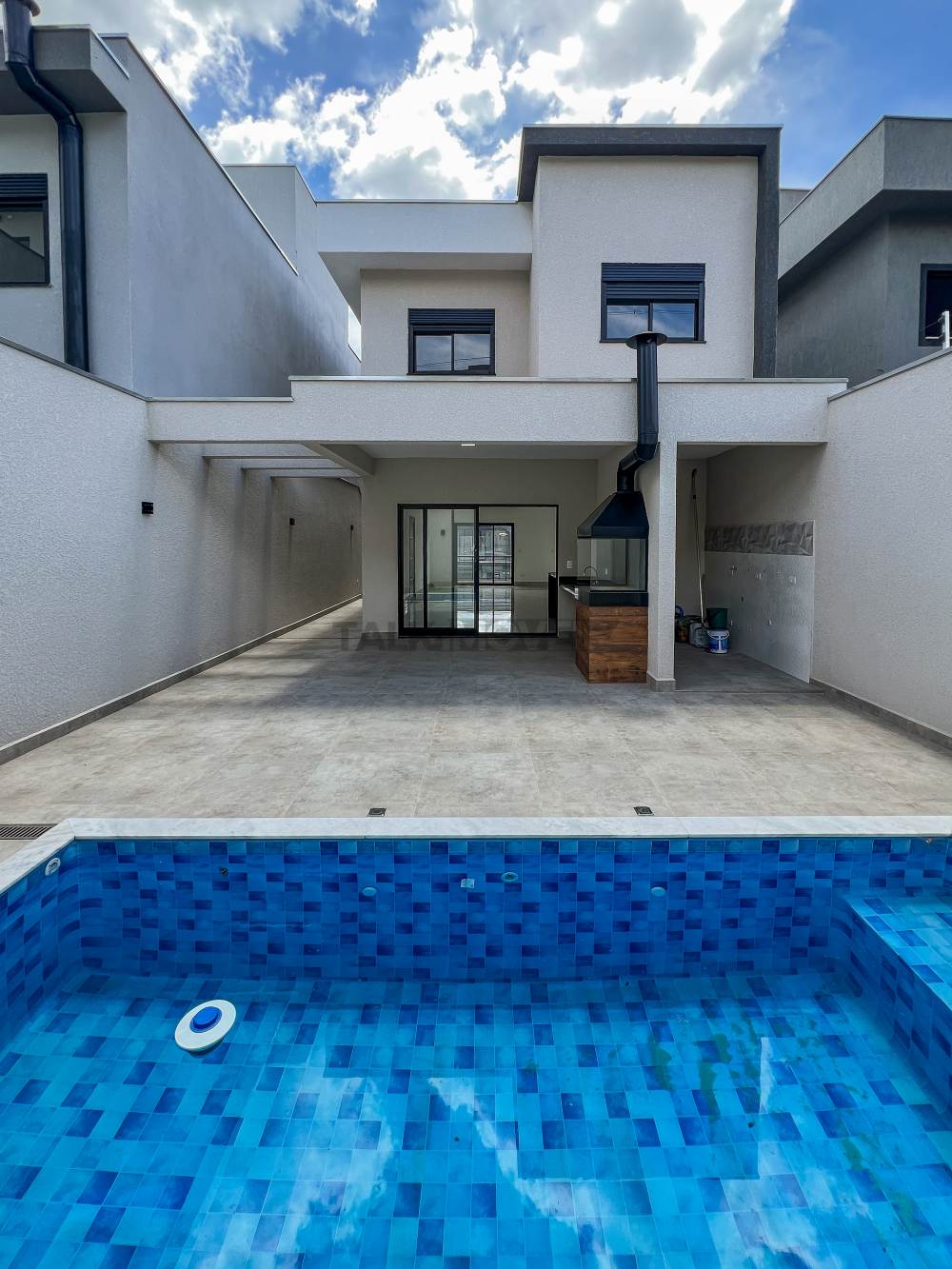 Casa em Bairro Portal dos Ipês Polvilho 