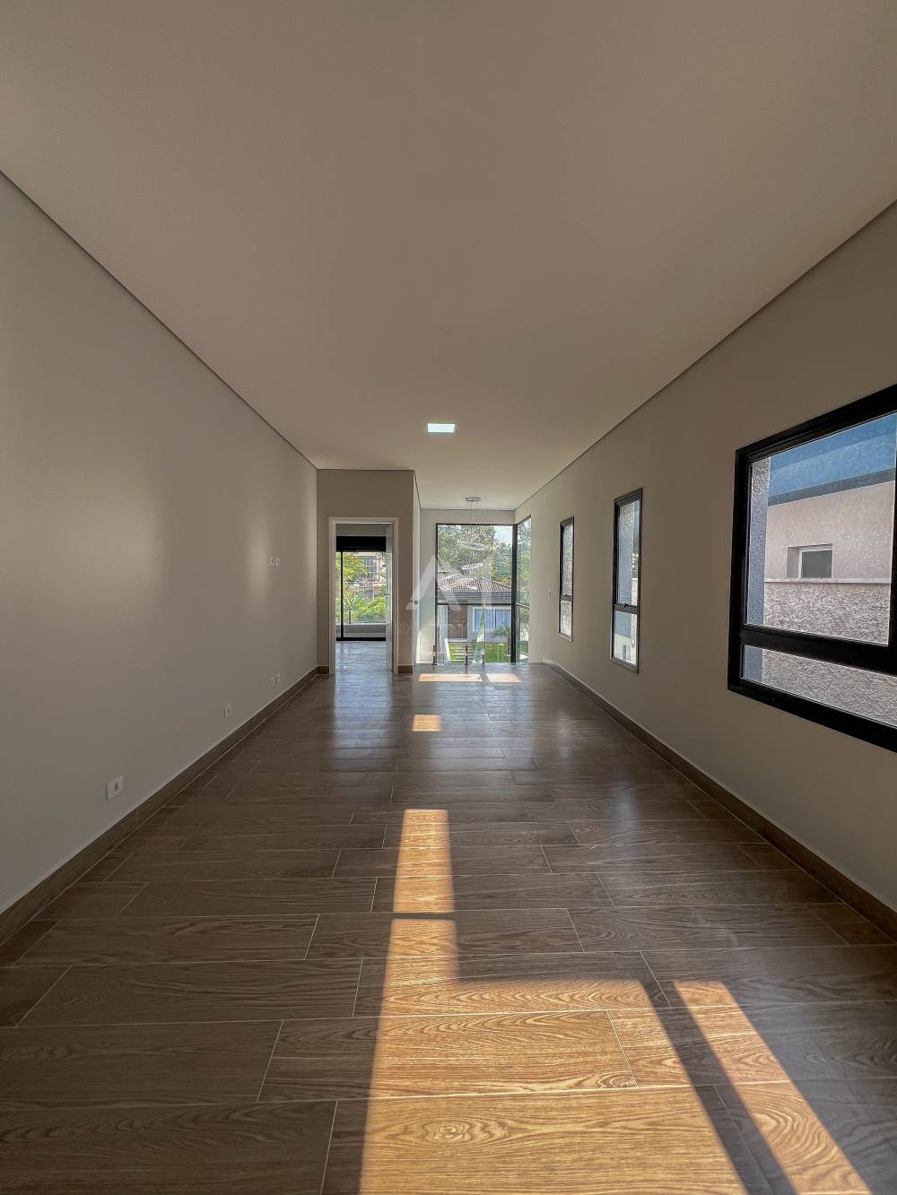 Casa em Condomínio New Ville Santana de Parnaiba 