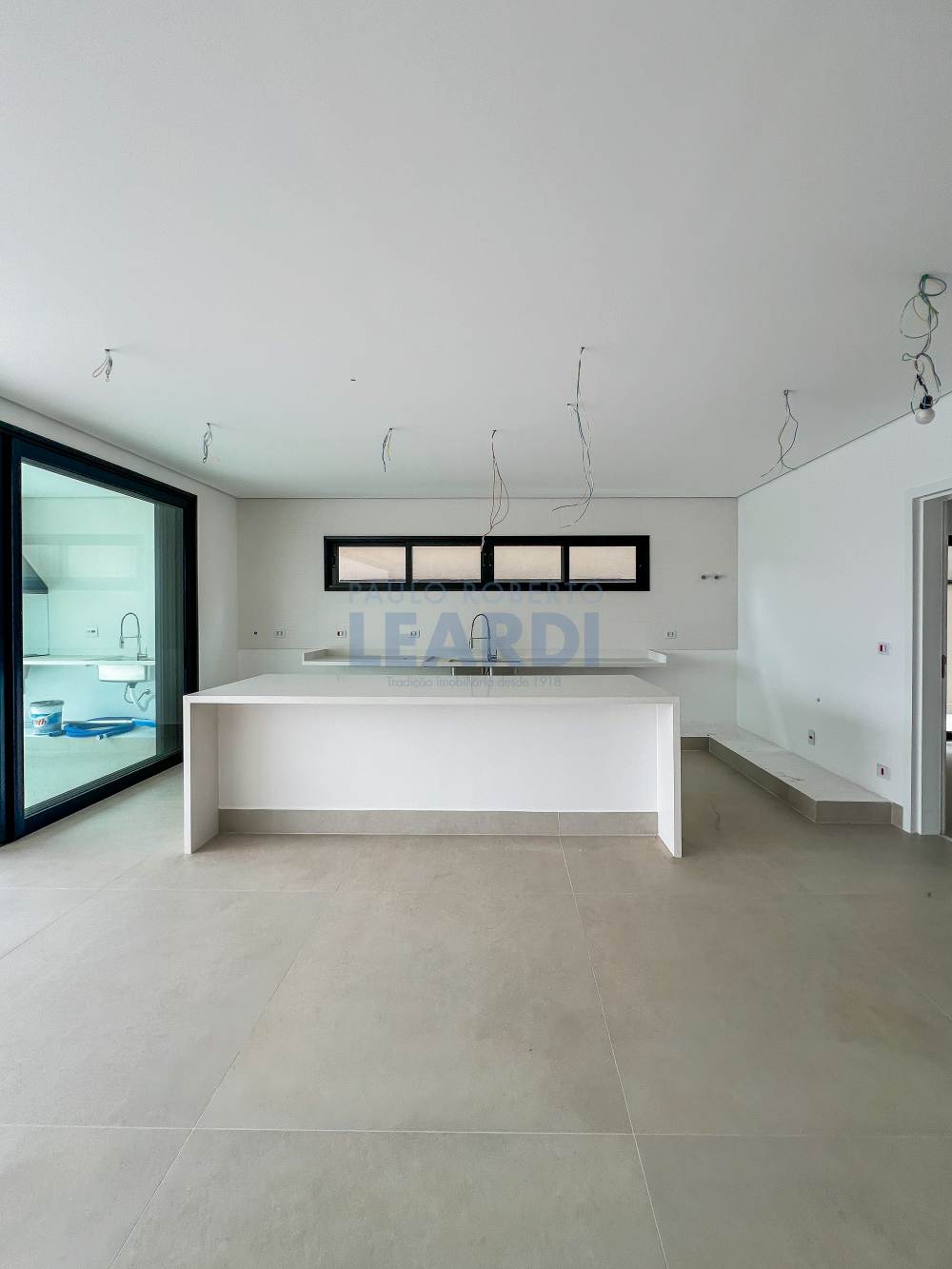 Casa em Condomínio Genesis 02 Alphaville 