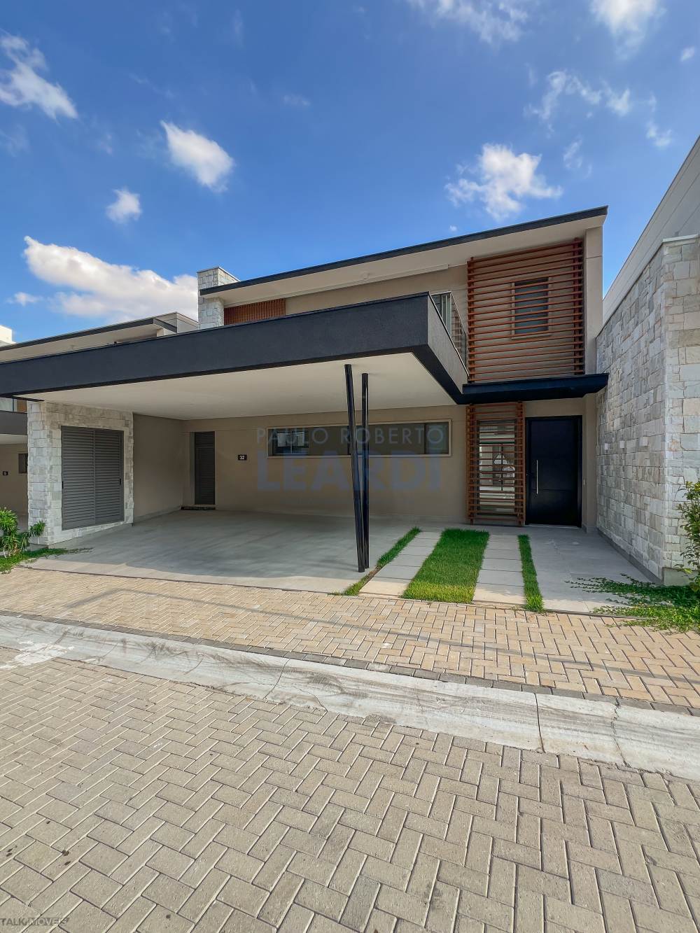 Casa em Condomínio Singular Alphaville 