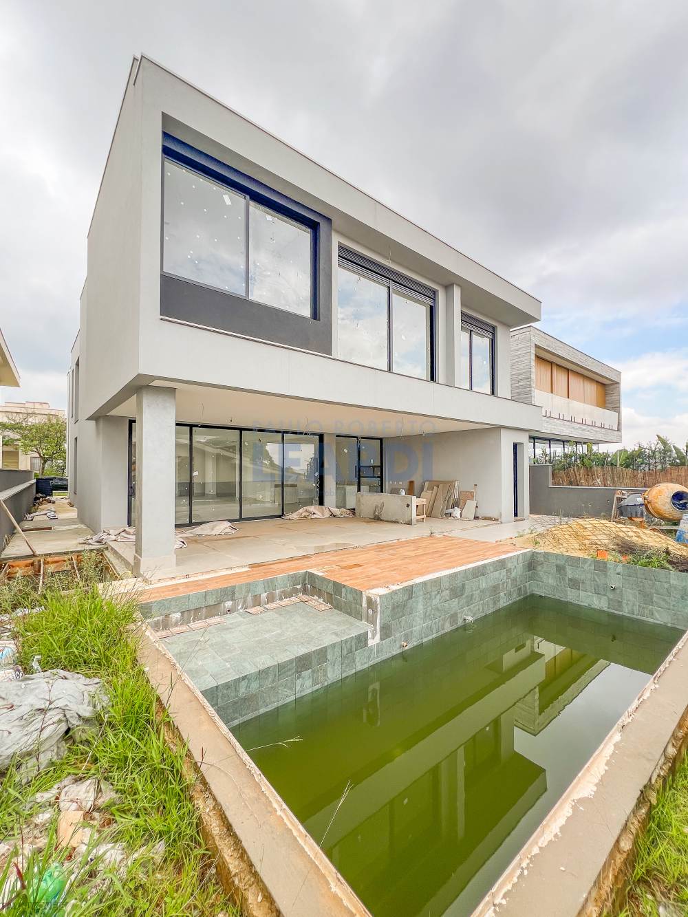 Casa em Condomínio Tambore 10 Alphaville 