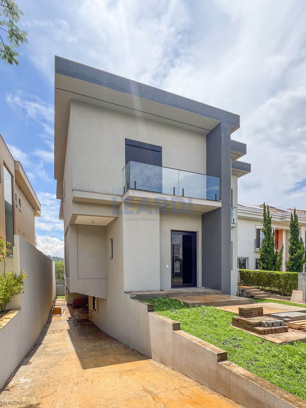 Casa em Condomínio Tambore 10 Alphaville 