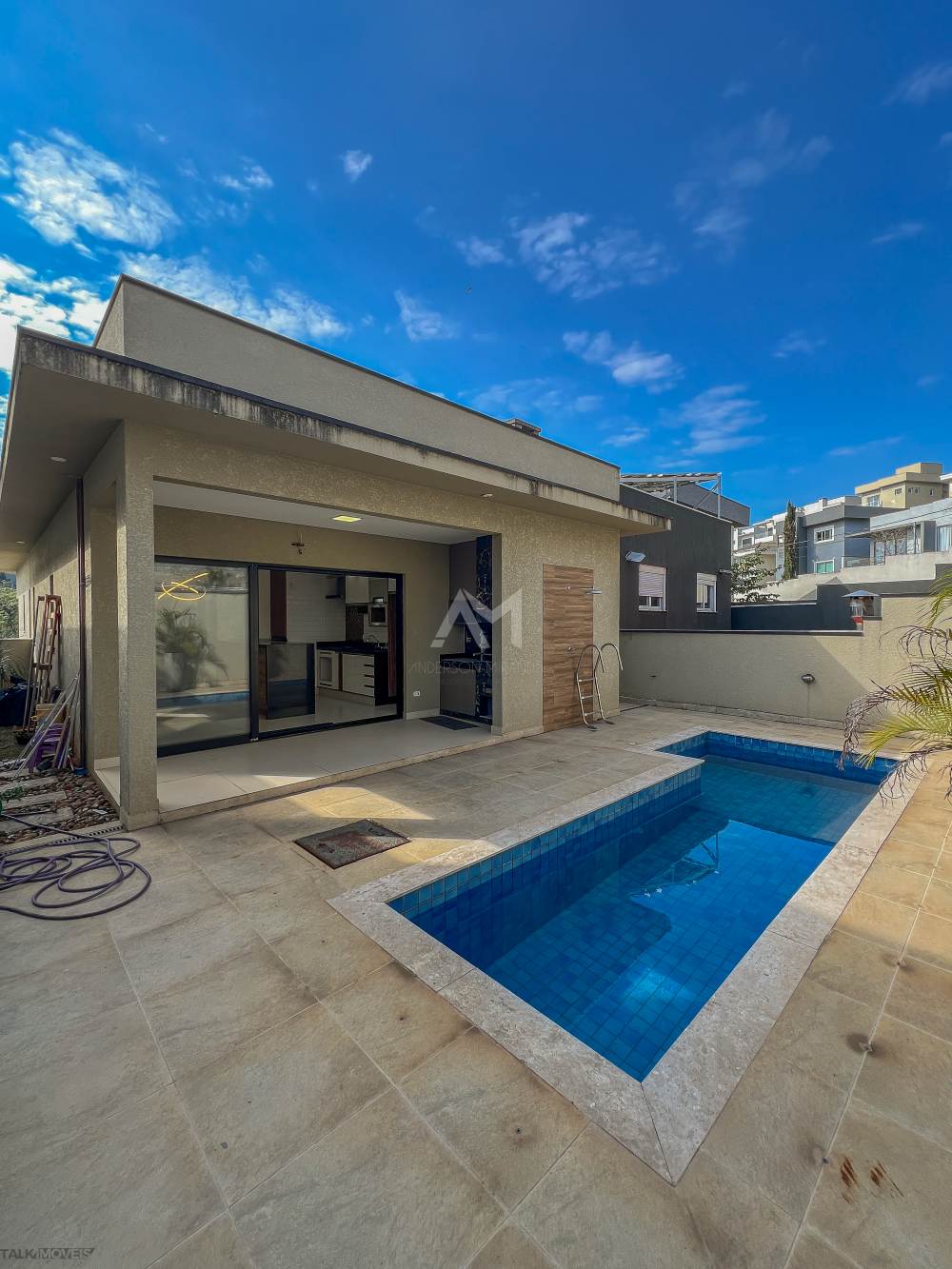 Casa em Condomínio New Ville Santana de Parnaiba 