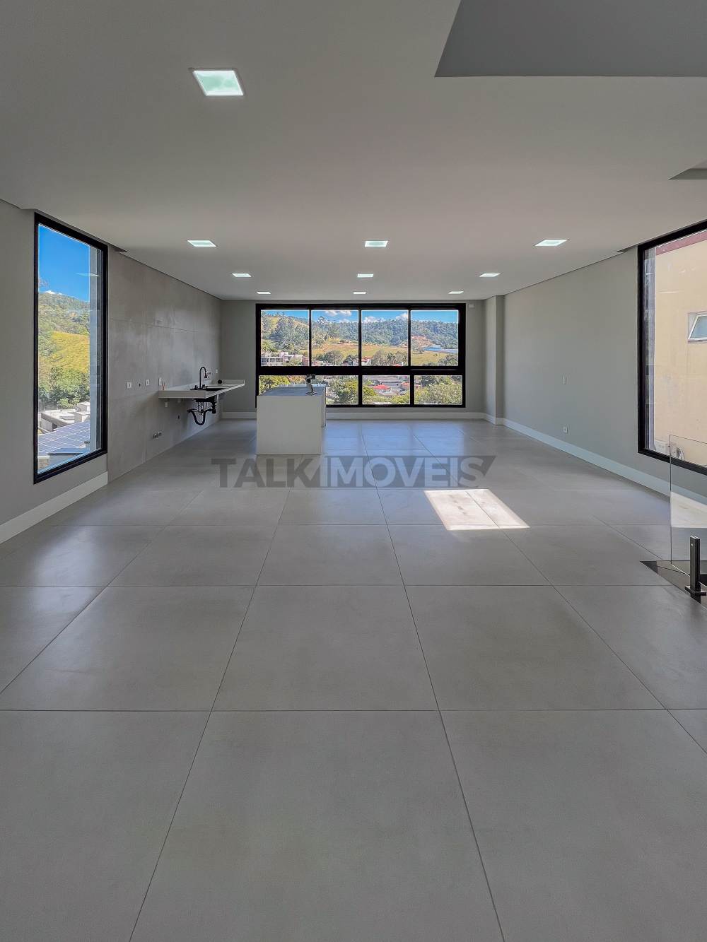 Casa em Condomínio New Ville Santana de Parnaiba 