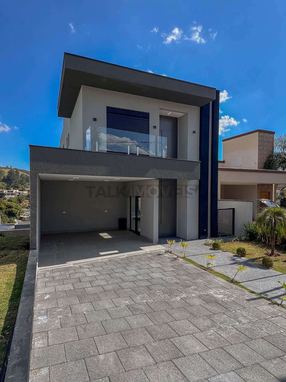 Casa em Condomínio New Ville Santana de Parnaiba 