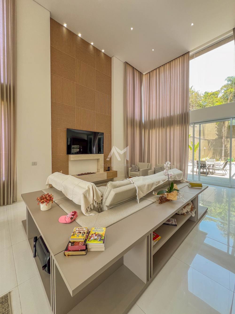 Casa em Condomínio Genesis 01 Alphaville 