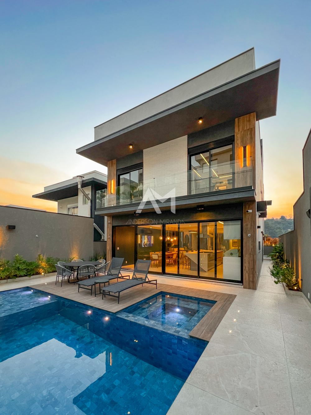 Casa em Condomínio New Ville Santana de Parnaíba 