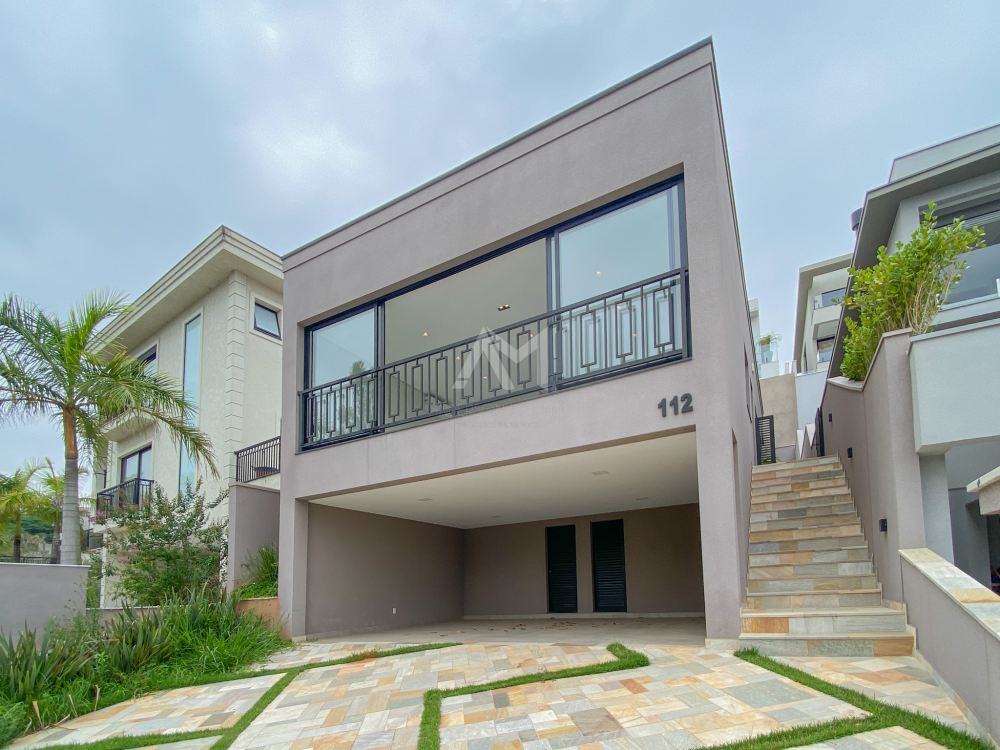 Casa em Condomínio New Ville Santana de Parnaíba 