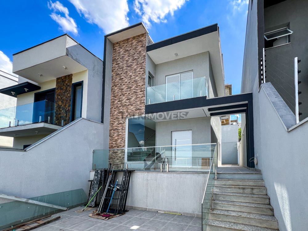 Casa em Bairro Portal dos Ipês Cajamar 