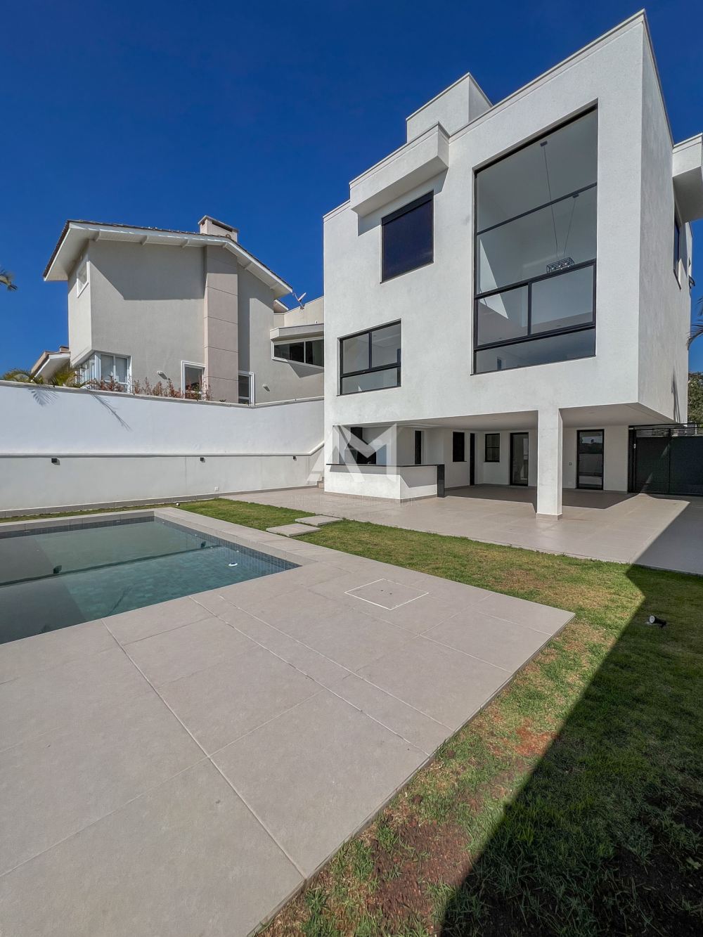 Casa em Condomínio Genesis 01 Alphaville 