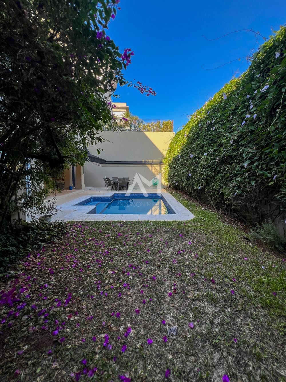 Casa em Condomínio Valville Alphaville 