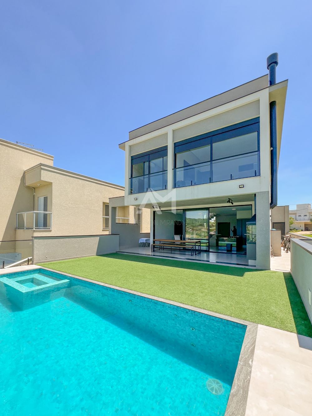 Casa em Condomínio New Ville Santana de Parnaíba 